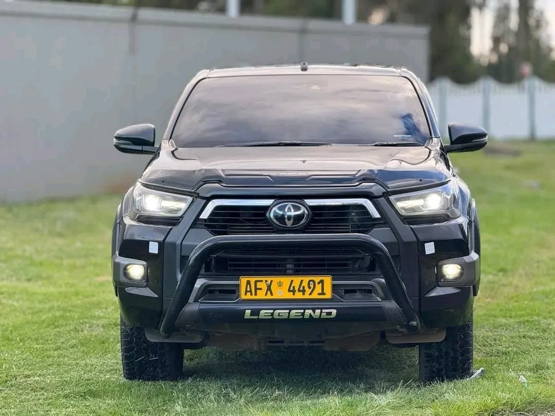 94b8b76e-23cf-4995-bd42-60f71f1207b6: vehicle: Toyota